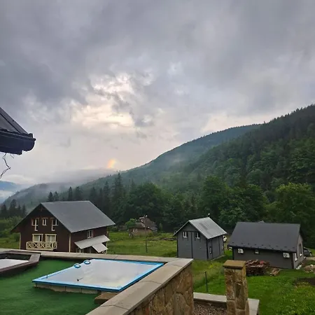 наш край Ferienhaus Jaremtsche