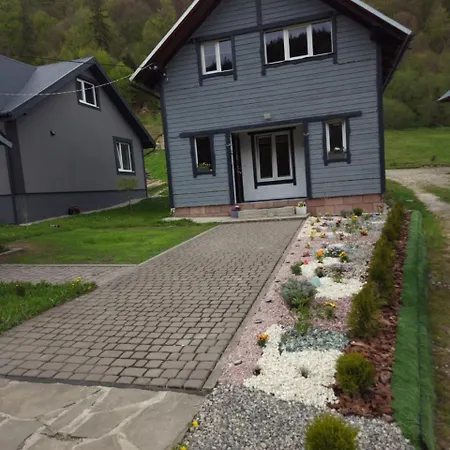 Ferienhaus наш край